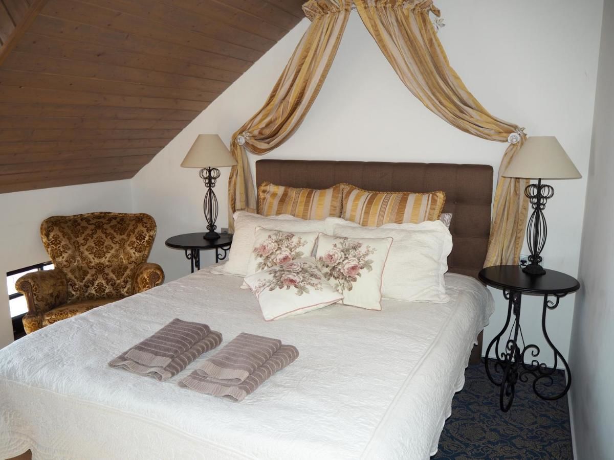 Отели типа «постель и завтрак» Rusne Villa Русне-19