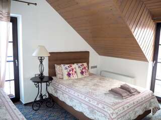 Отели типа «постель и завтрак» Rusne Villa Русне Люкс с балконом-3